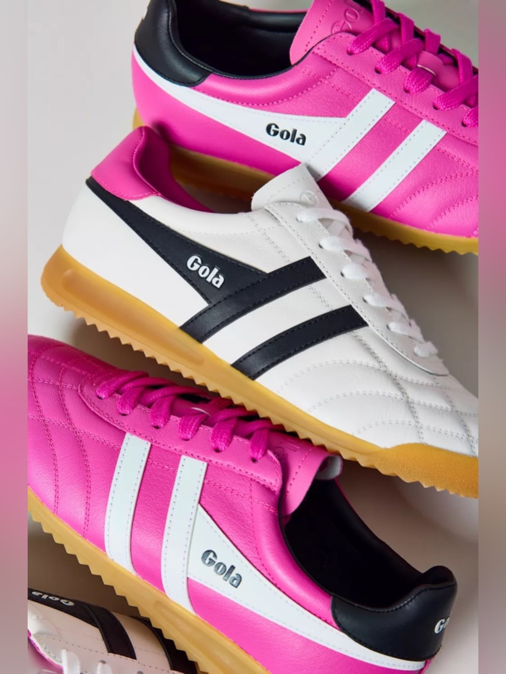 0017 Gola Classics Women's Stadium Sneakers
White/Black/Shocking Pink NWOB
